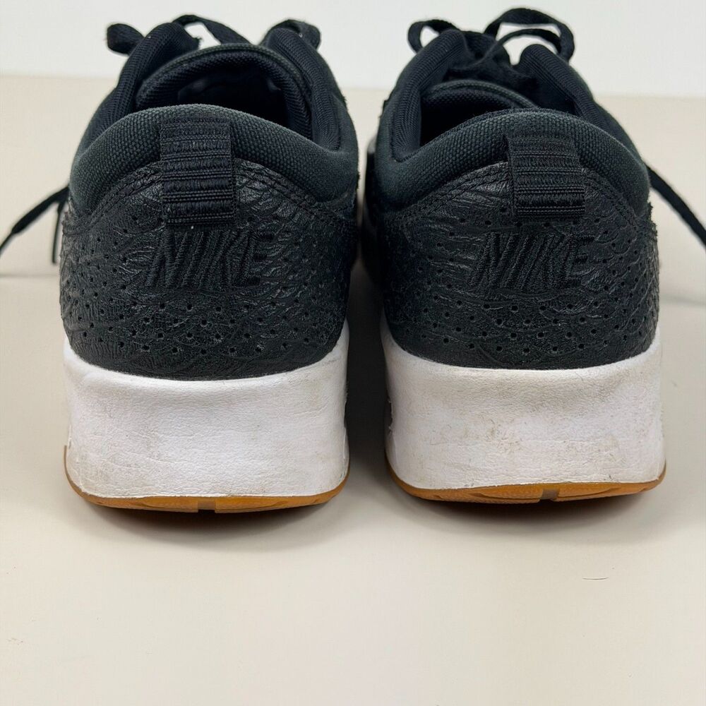 Nike Air Max Thea Womens 8.5 Black Leather Textured Sneakers White Gum Sole Shoe - Picture 6 of 9